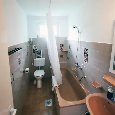 Nest Balatonszarszo