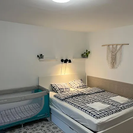 Nest Balatonszarszo